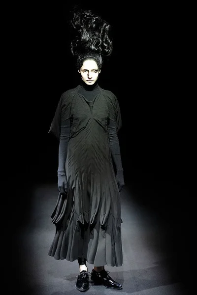 Look 14